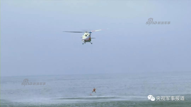 个小作用大！我南海舰队056护卫舰珠江口演练救援