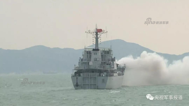 个小作用大！我南海舰队056护卫舰珠江口演练救援