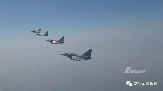 国产最强战队！中国空军歼20歼10C歼16三机同框