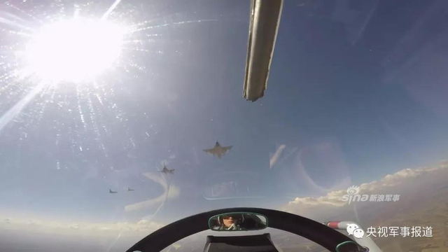 国产最强战队！中国空军歼20歼10C歼16三机同框