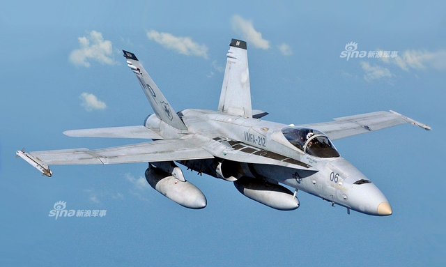 为F35B抢大单送助攻？美军F-18战机海边摔个底朝天