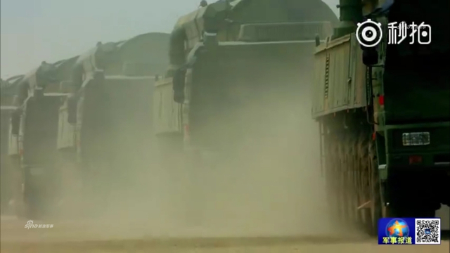 雪地亮杀器!中国火箭军东风31导弹冬季练兵忙