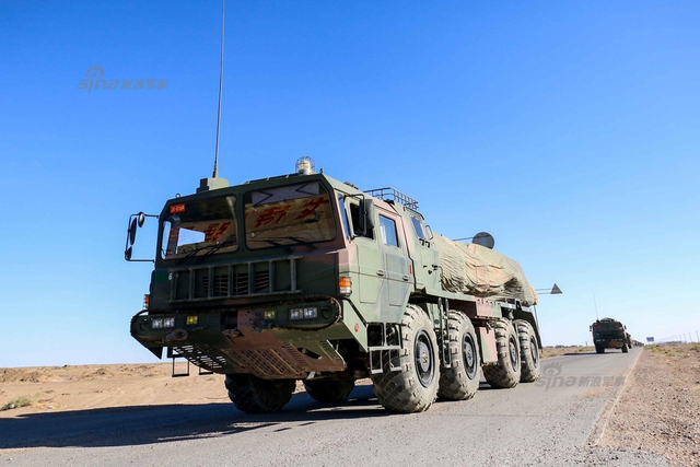 把真理纳入射程之内！我军远火大漠齐射直指苍穹