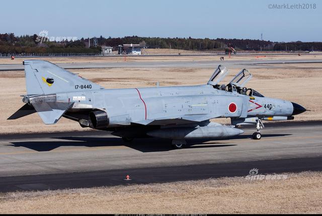 日本空自仍靠老旧F4战机撑场面