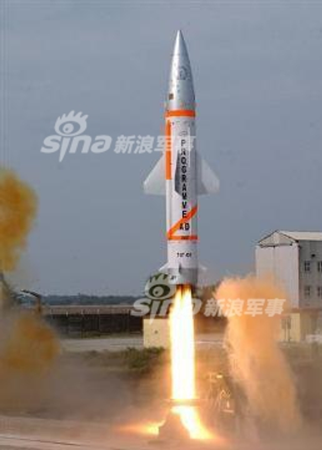 威慑中国印度洋舰队？印度竟出动神秘舰载弹道导弹