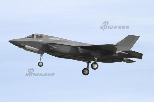 这国军工李云龙最爱！意大利造F35B首着海军涂装亮相