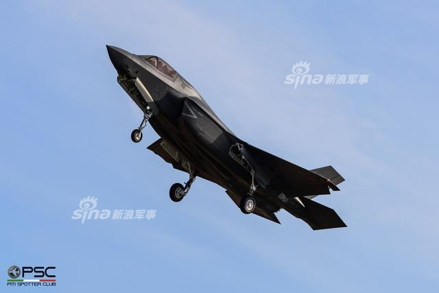 这国军工李云龙最爱！意大利造F35B首着海军涂装亮相