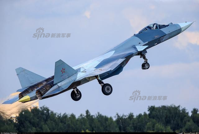 我军歼20何时实战？俄军急派数架苏57赴叙对抗F22