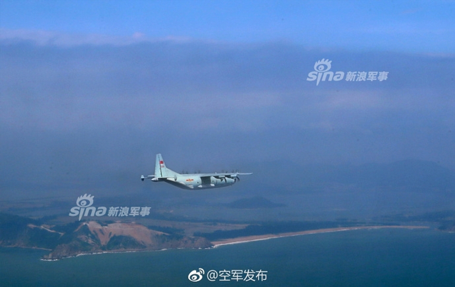 东海南海常见它!中国运9E运输机模型亮相新加坡