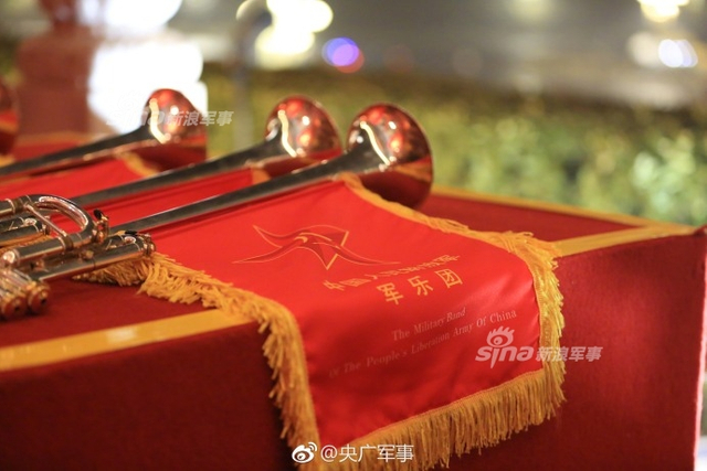 天团亮相！解放军仪仗队首次执行天安门升旗仪式