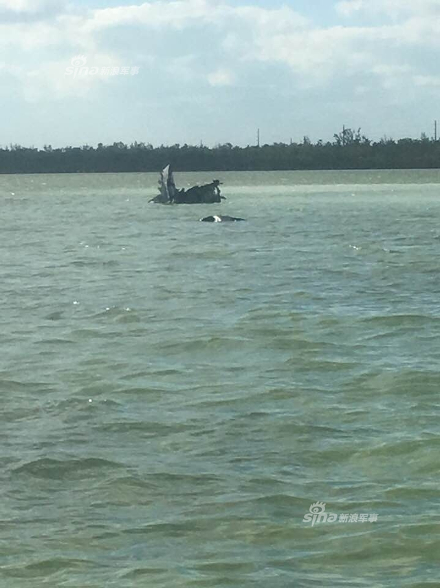 为F35B抢大单送助攻？美军F-18战机海边摔个底朝天