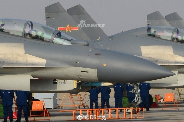 国产发动机给力!我军歼16晨曦出击曝光蓝色尾焰