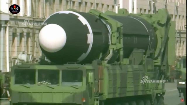 我官媒曝光朝鲜阅兵火星15导弹