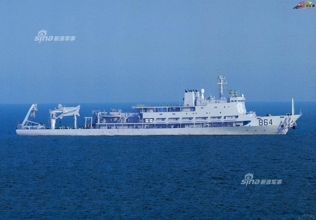 黑鱼要称霸南海了!我军926型潜艇救援舰苦练技能