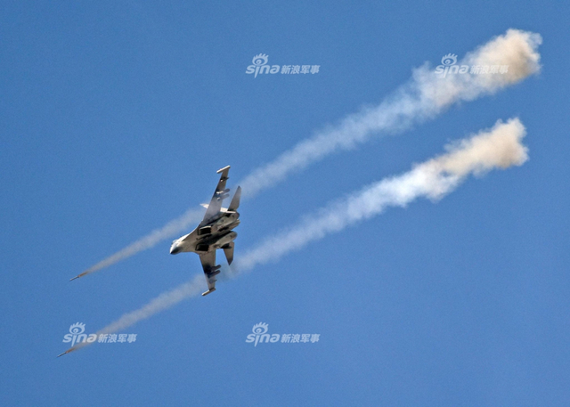 正式入伙还差啥?网友替我军歼20补上狂射火箭弹猛图