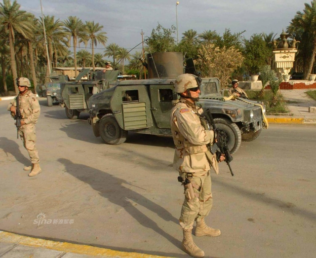 我军坦克表示不敢惹！台军士兵干爆悍马车 战力超路边炸弹