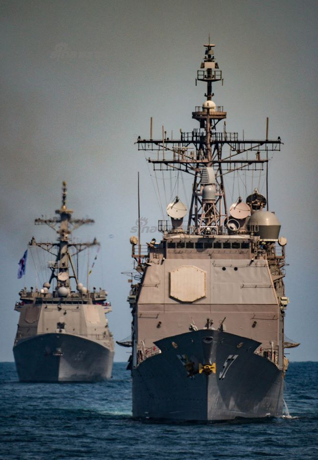 这次终于到朝鲜作战区域了！美航母与韩国摆拍