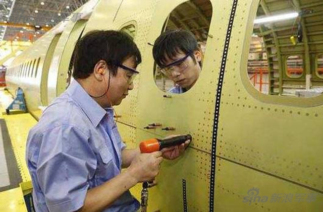 C919首飞后能否发展军用型号？有图PS挂导弹