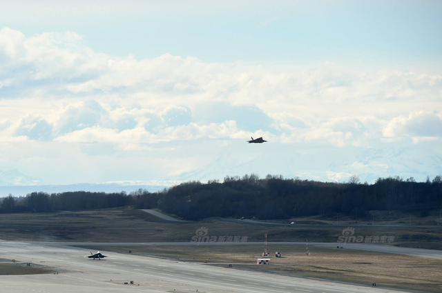 F22和F35合练踹门!美国空军演习歼20如何应对