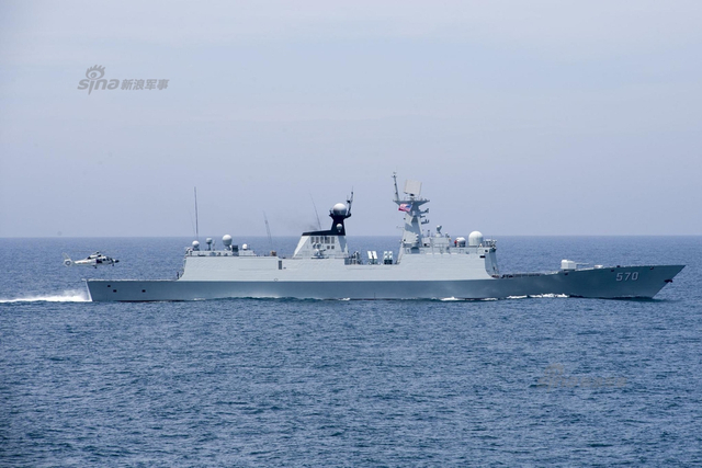 这艘美国战舰刚刚闯南海美济礁 又来中国访问