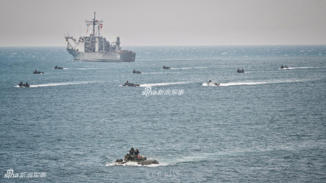 台军军演模拟解放军攻台 蔡大小姐乘车逃跑喽！