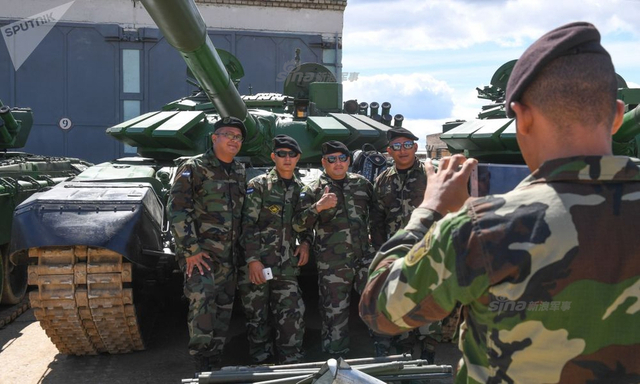 国际坦克大赛群雄争霸！中国与阿蒙科三国为一组