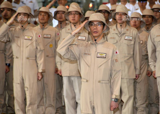 派蛙人，派飞机！日本想在吉布提对解放军干什么