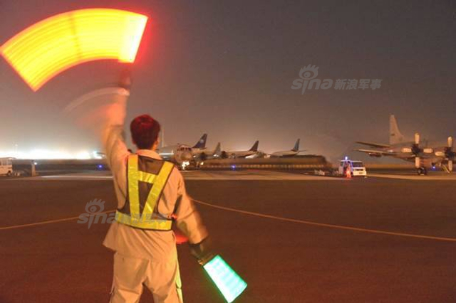 派蛙人，派飞机！日本想在吉布提对解放军干什么