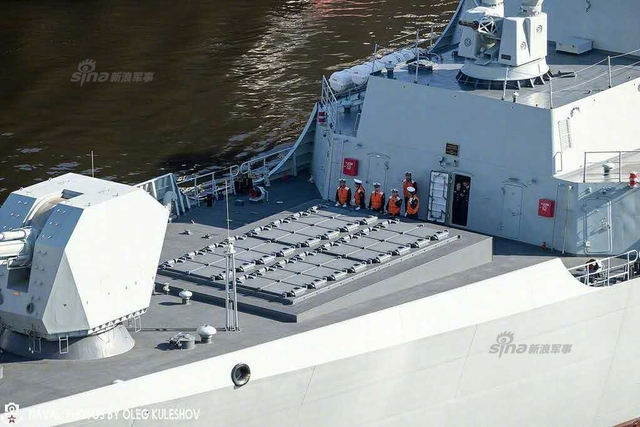 中国海军174编队在北大西洋 过气网红依然很漂亮