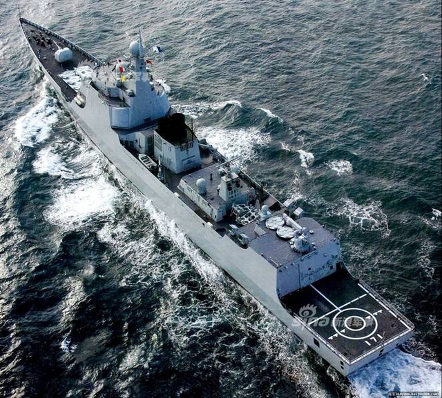 中国三代神盾舰同角度对比_新浪图片