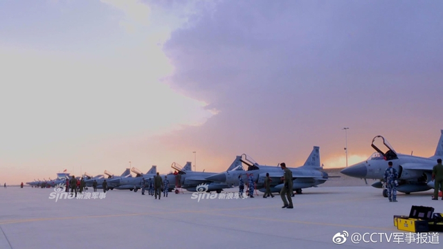 这歼8模拟谁？中巴空军联合对抗演练开始