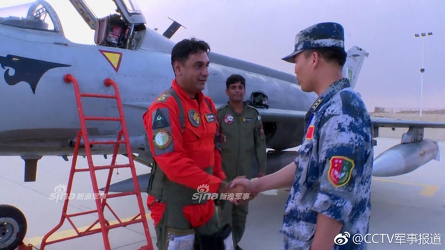 这歼8模拟谁？中巴空军联合对抗演练开始