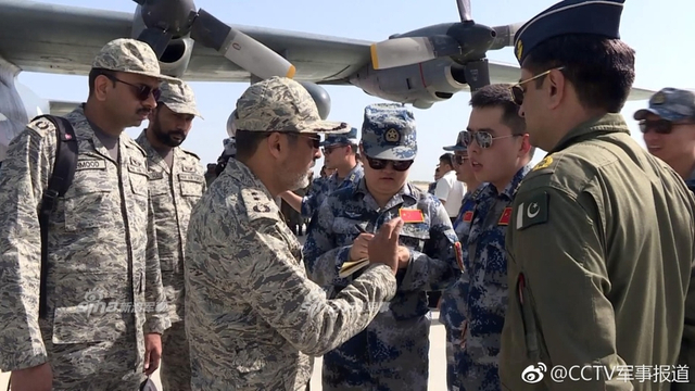 这歼8模拟谁？中巴空军联合对抗演练开始