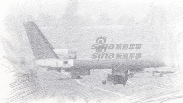 英媒:中国神雕无人机或能在500公里外发现F22