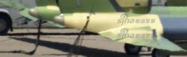 英媒:中国神雕无人机或能在500公里外发现F22