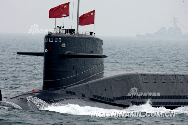 20年唯一核反击!092战略核潜艇导弹齐射CG想象图