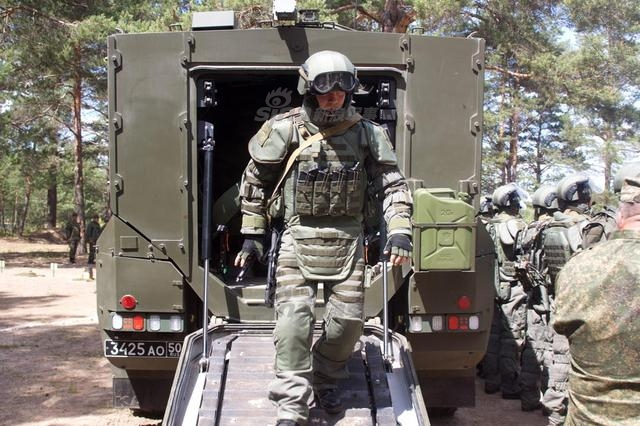 叙利亚战场出现大量的奇葩装备！让俄军也跟风使用