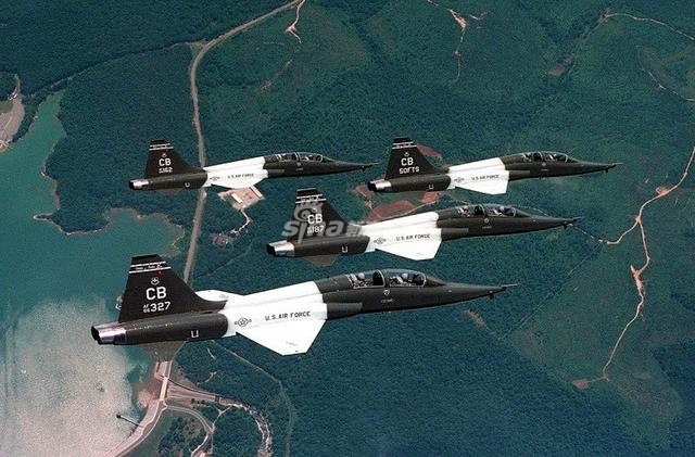 年纪越来越大！美国空军替换一教练机 越南当接盘侠