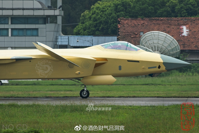 震撼世界歼-20战斗机如今7岁了