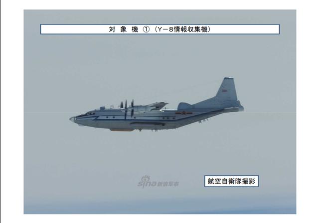 我空军电子战机群昨日绕台飞行