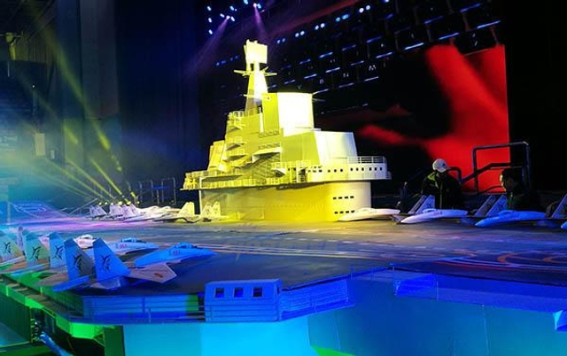 明年初期可能就会试航,届时,国内的航母热会再掀高潮,国产航母的模型