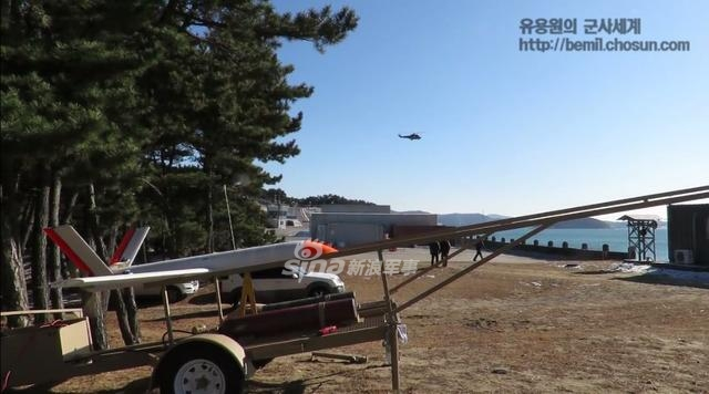 要打朝鲜无人机?韩国阿帕奇武直首次发射空空导弹