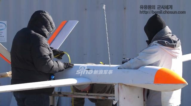 要打朝鲜无人机?韩国阿帕奇武直首次发射空空导弹