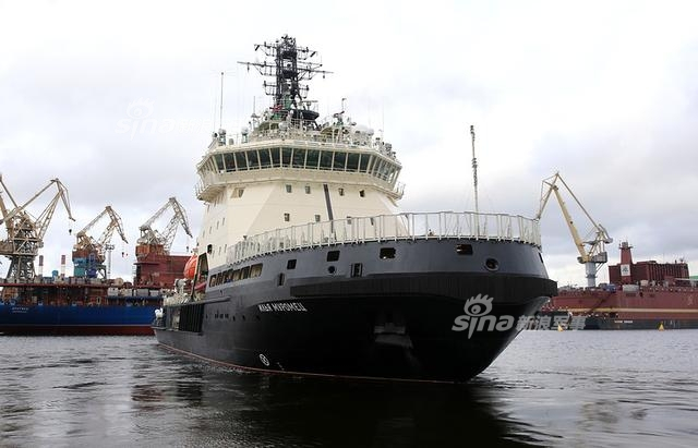 俄海军接收新型破冰船 和美国夺取北极更添胜算