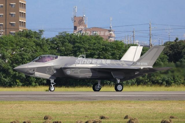 日本欲引进可垂直起降的f35b战机 出云级或变真航母