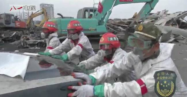 强悍!武警部队2017宣传片 反恐作战画面曝光