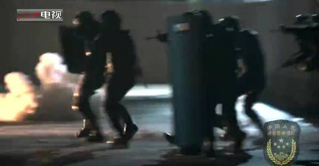 强悍!武警部队2017宣传片 反恐作战画面曝光