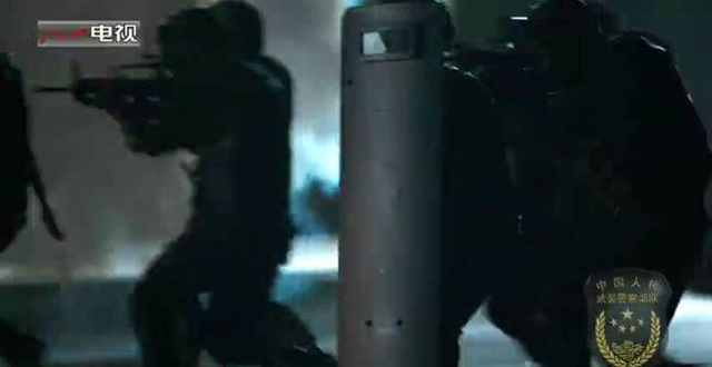 强悍!武警部队2017宣传片 反恐作战画面曝光