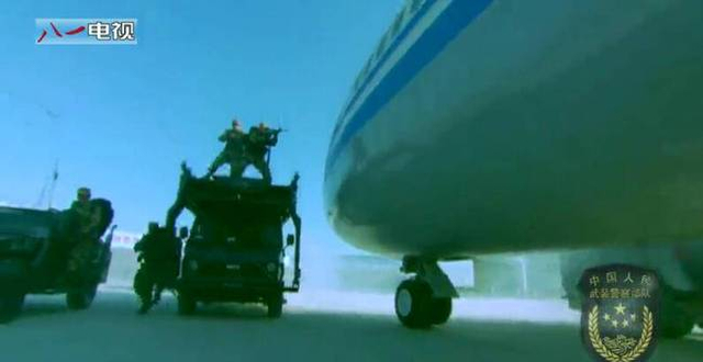 强悍!武警部队2017宣传片 反恐作战画面曝光