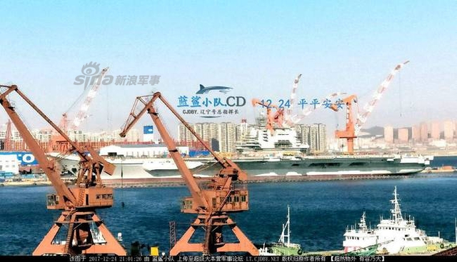 一天一汇报！我国产002型航母舰岛很多手架都拆掉了